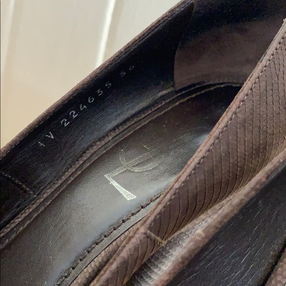 Yves Saint Laurent Round-Toe Platform Pumps Brown - Picture 7 of 8